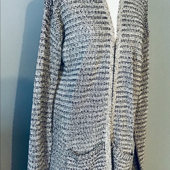 Cardigan - Picture 3 of 3